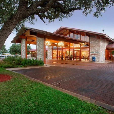 Inn Of The Hills Hotel And Conference Center Kerrville Exterior photo