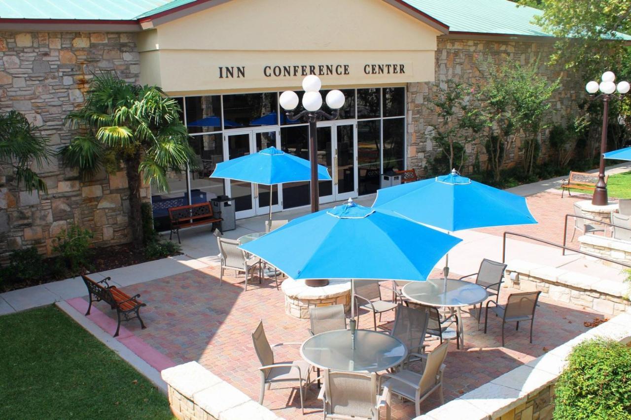 Inn Of The Hills Hotel And Conference Center Kerrville Exterior photo