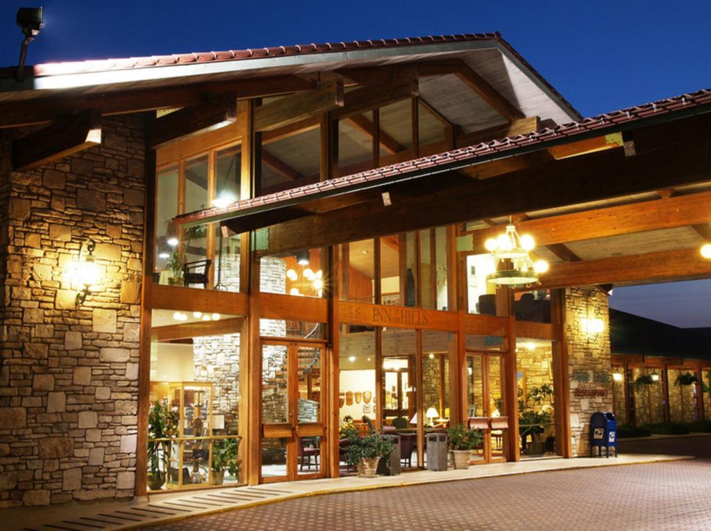 Inn Of The Hills Hotel And Conference Center Kerrville Exterior photo