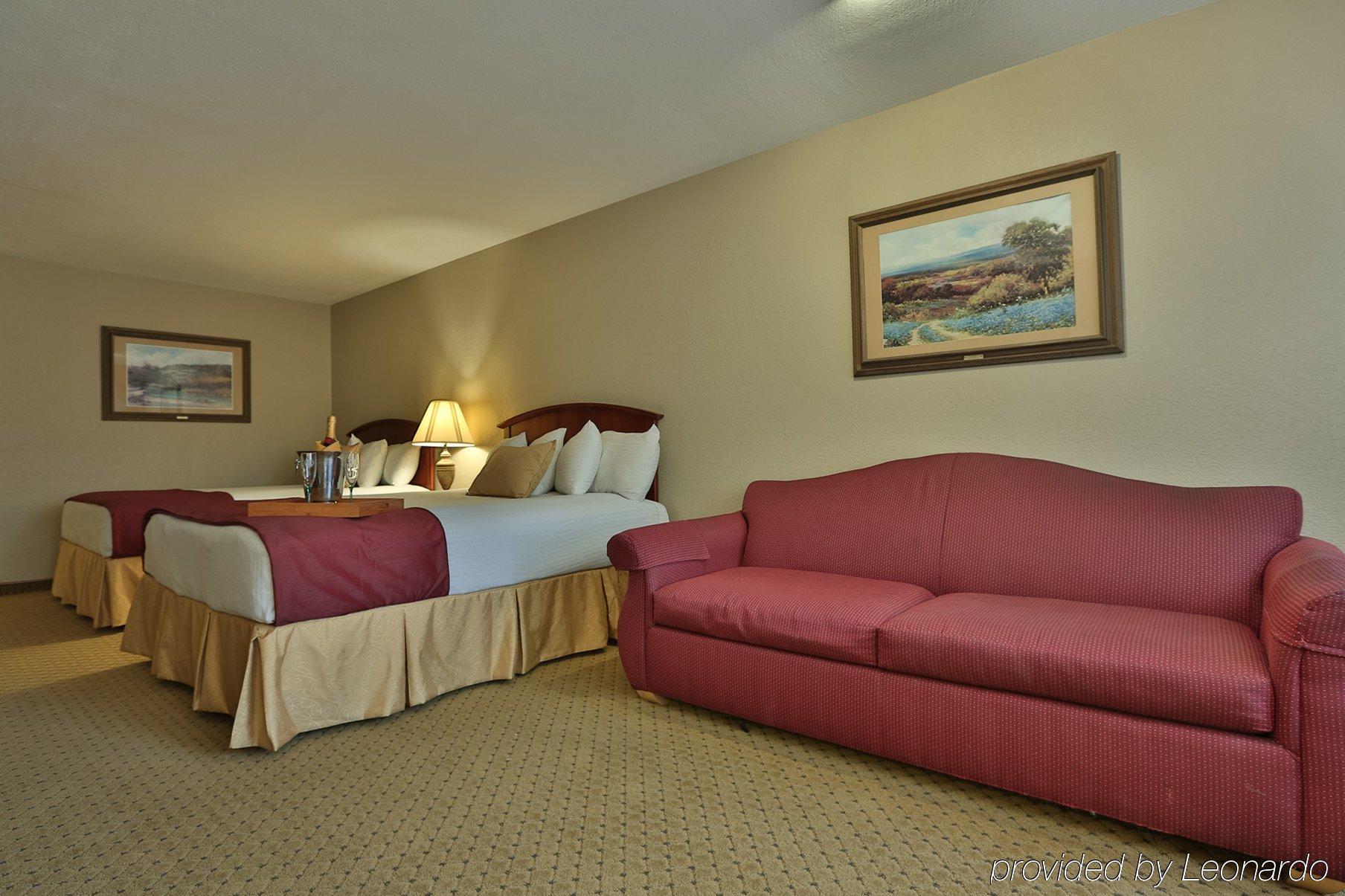 Inn Of The Hills Hotel And Conference Center Kerrville Exterior photo