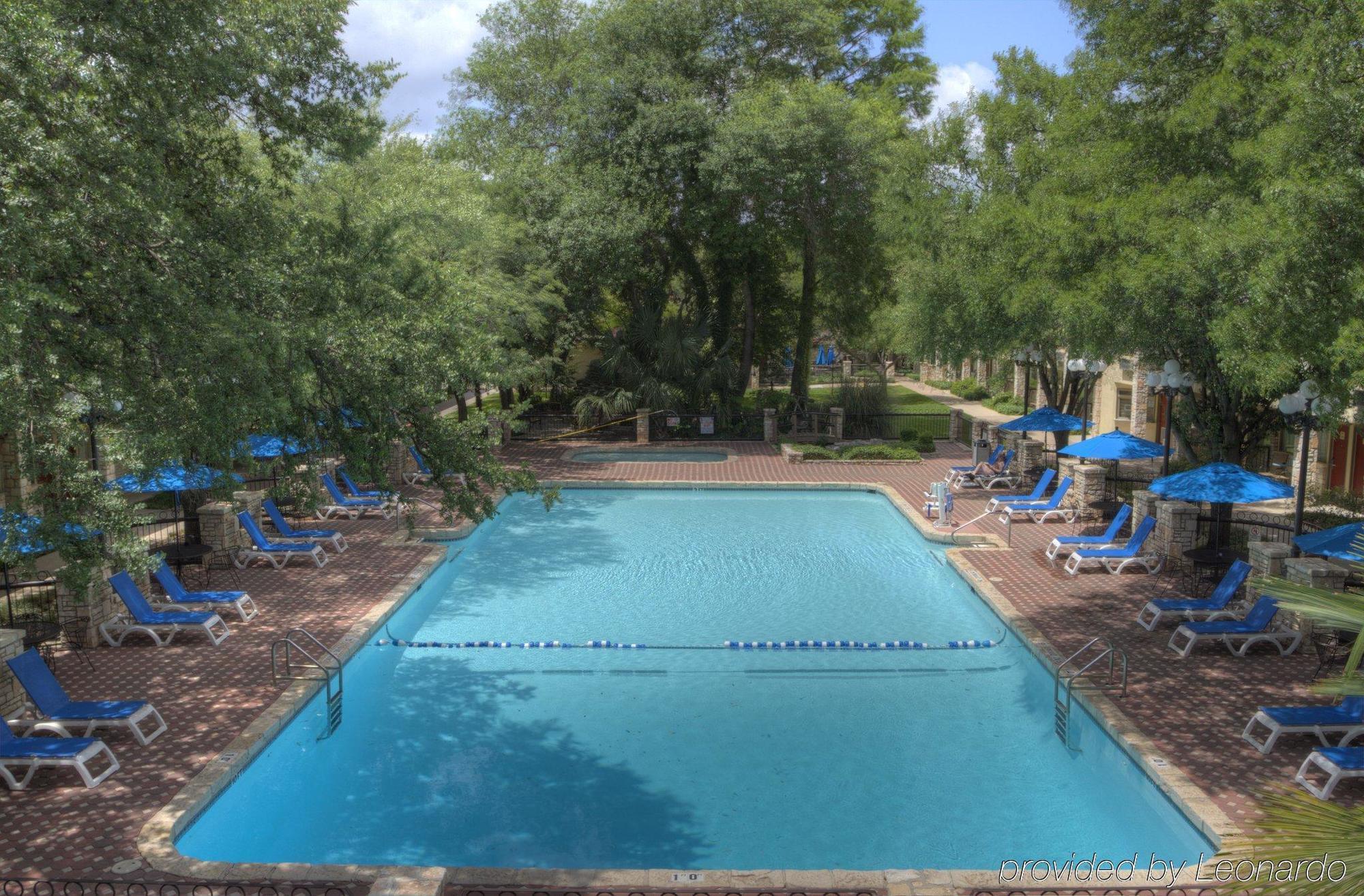 Inn Of The Hills Hotel And Conference Center Kerrville Exterior photo