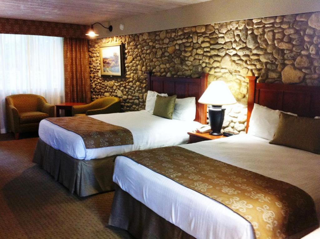 Inn Of The Hills Hotel And Conference Center Kerrville Room photo